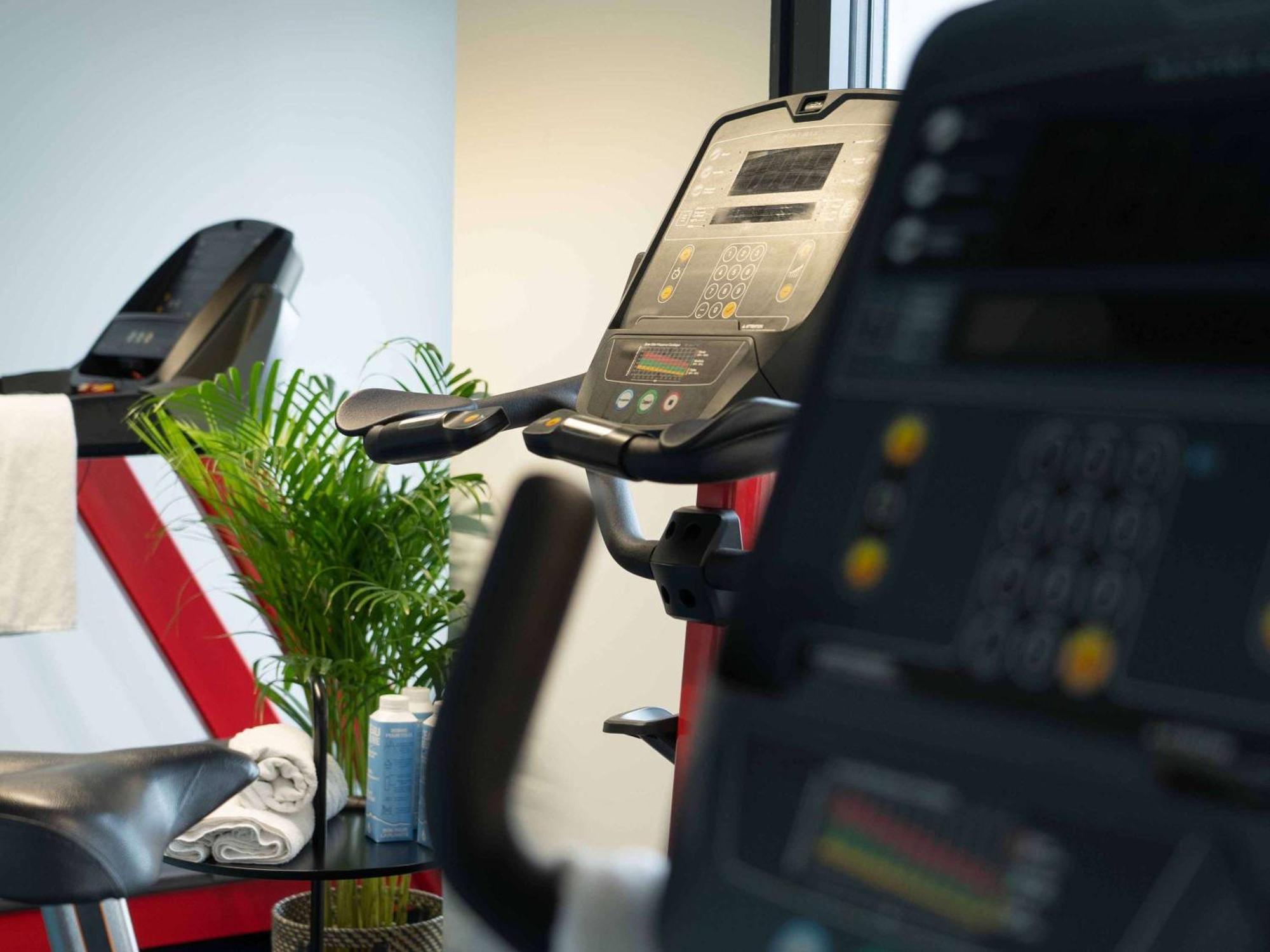 Ibis Styles Dreux Centre Gare Otel Dış mekan fotoğraf