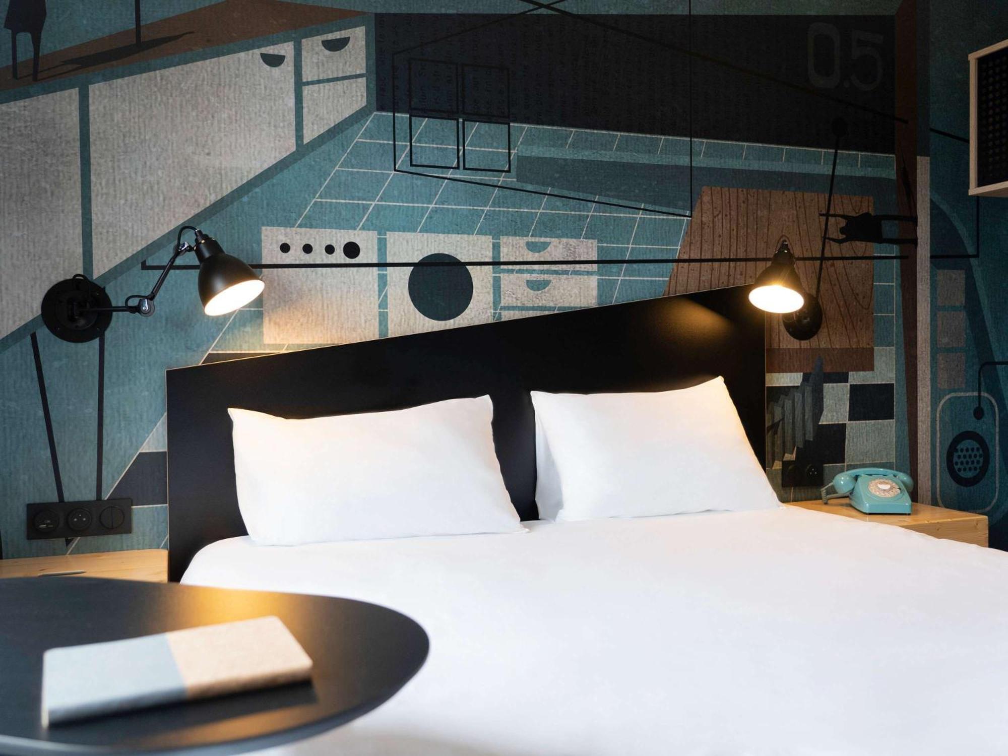 Ibis Styles Dreux Centre Gare Otel Dış mekan fotoğraf