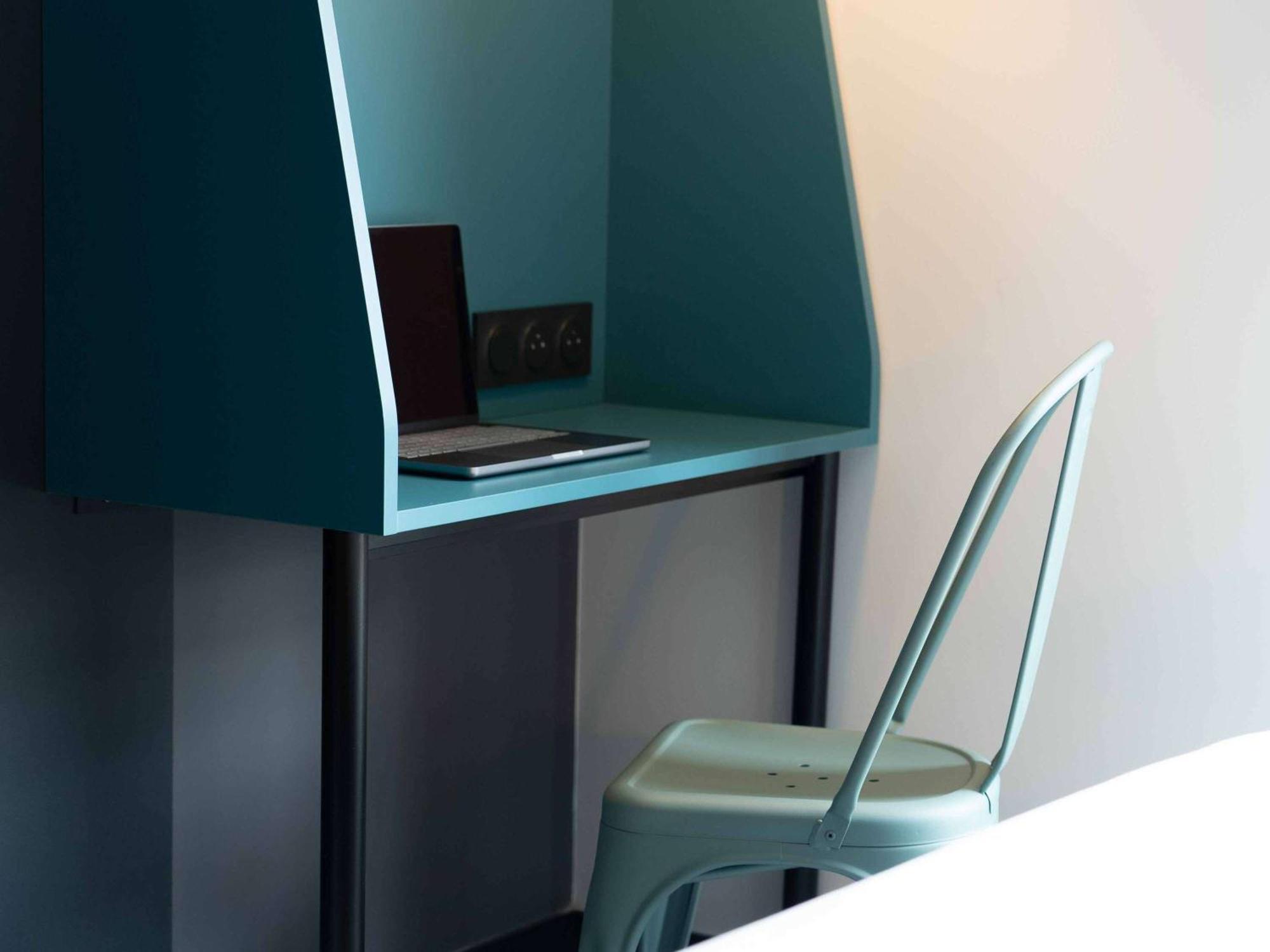 Ibis Styles Dreux Centre Gare Otel Dış mekan fotoğraf
