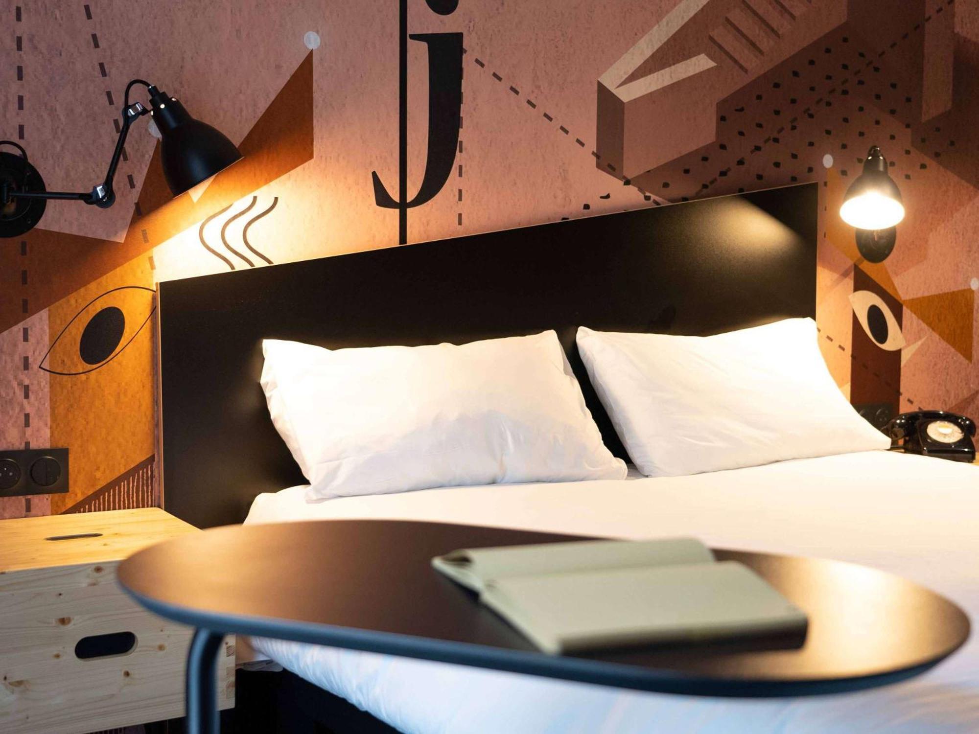 Ibis Styles Dreux Centre Gare Otel Dış mekan fotoğraf