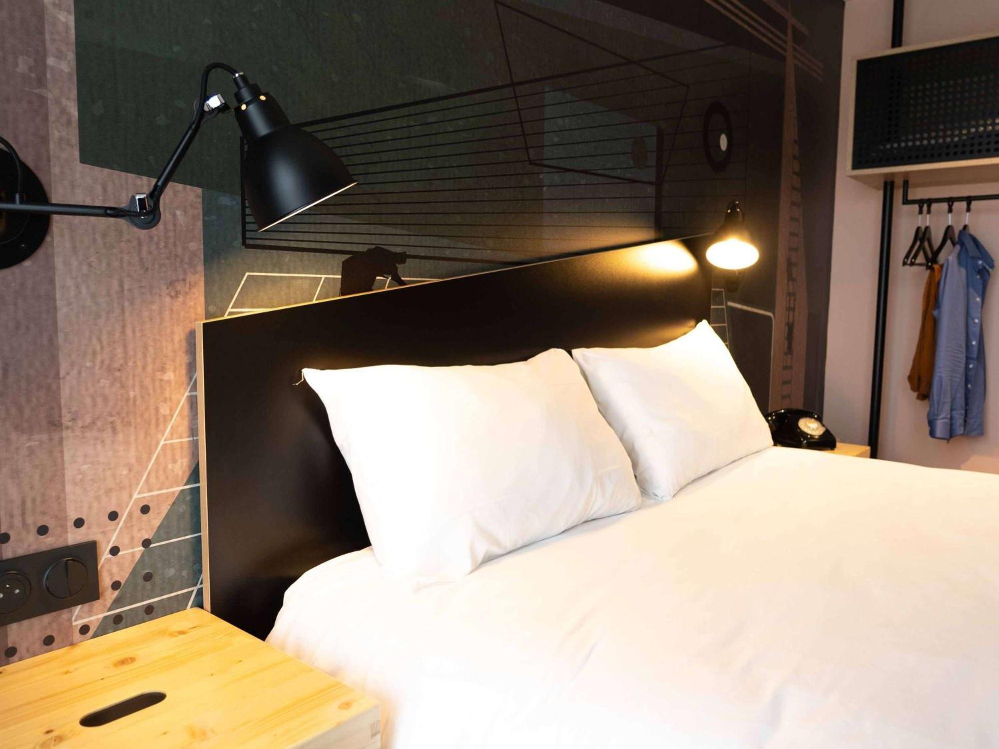 Ibis Styles Dreux Centre Gare Otel Dış mekan fotoğraf