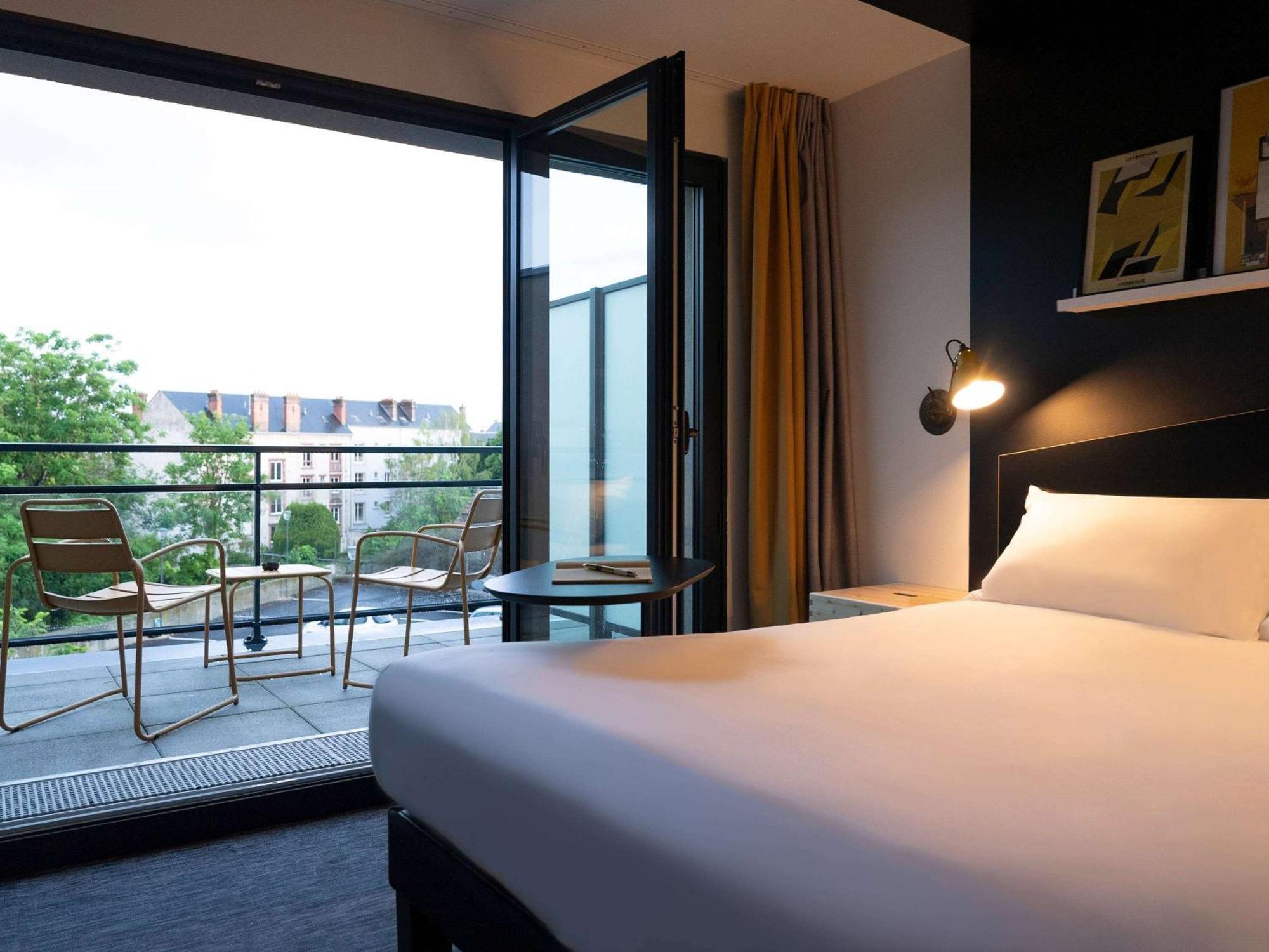 Ibis Styles Dreux Centre Gare Otel Dış mekan fotoğraf